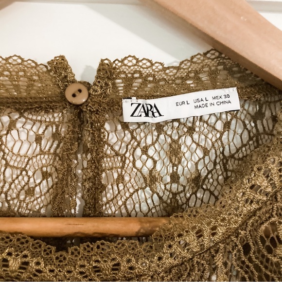 Zara Lace Top with built-in Camisole Size L - Picture 5 of 10